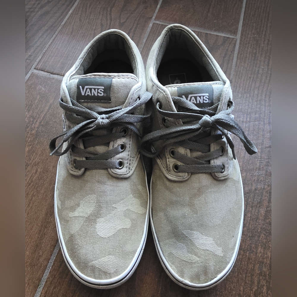 Vans Men’s Green Canvas Sneakers
